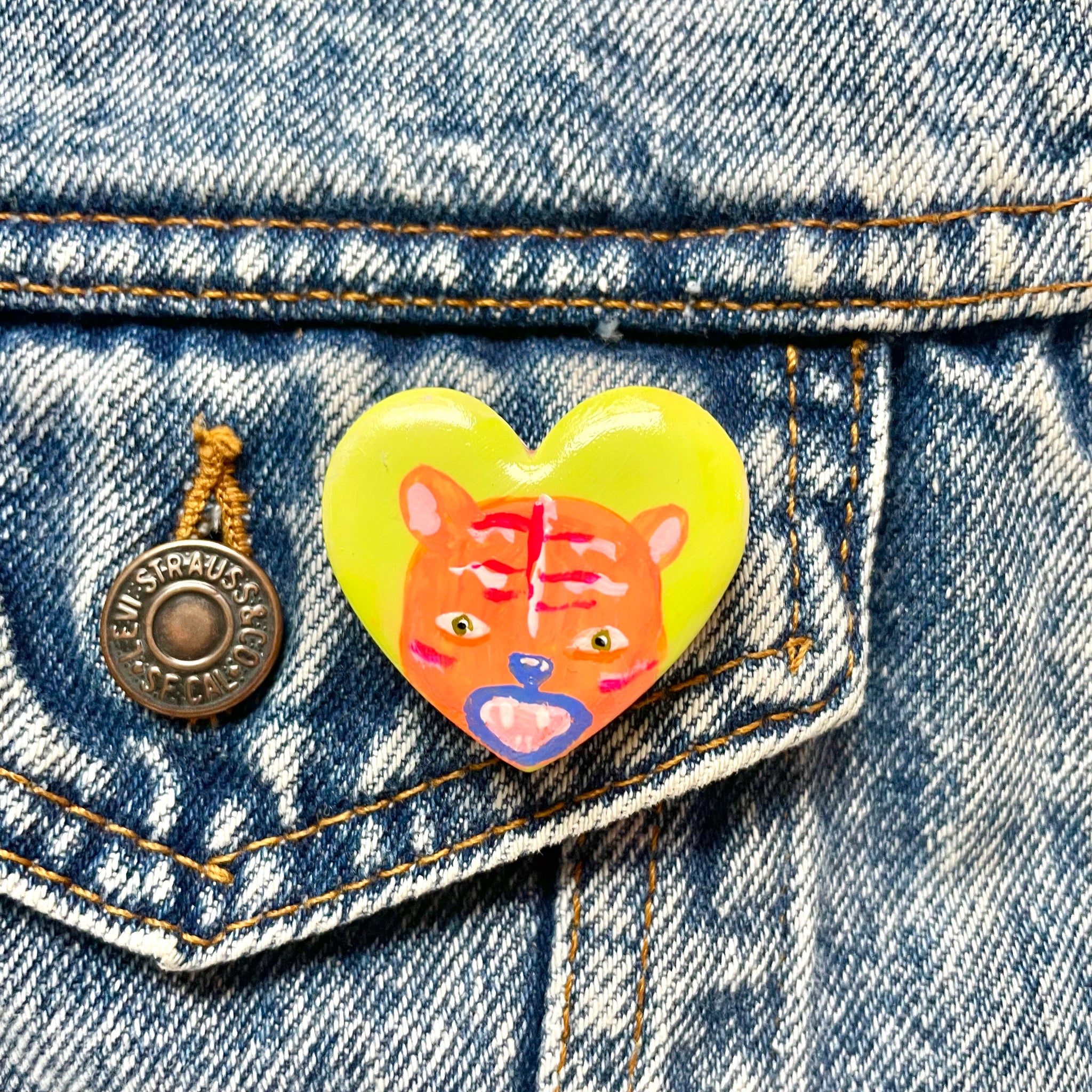 Clay Pin - Tiger Heart